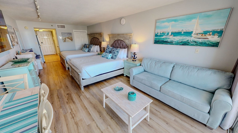 Islander Beach Resort 705 Condo