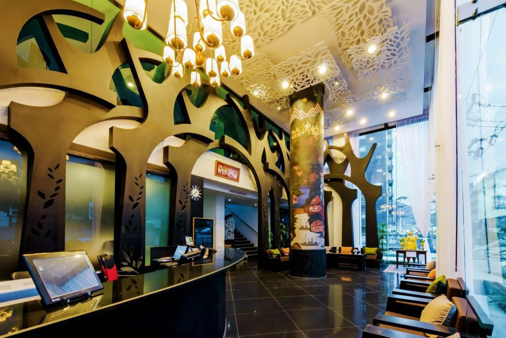 Nara Grandeur Hotel Patong