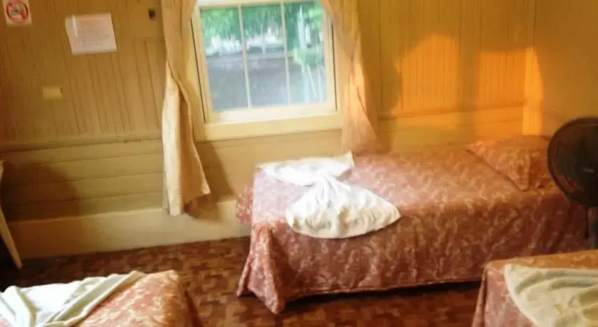 Hotel Paradise B&S