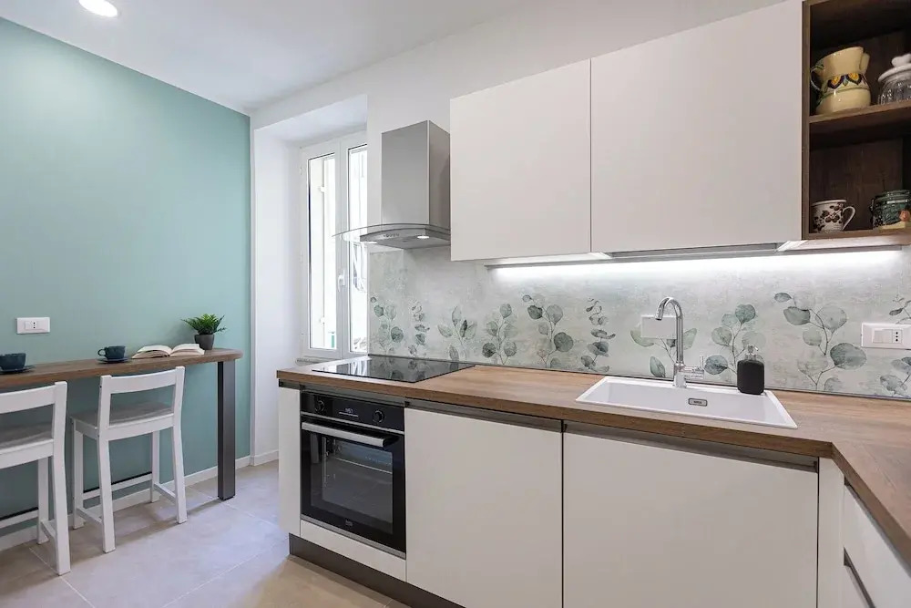 Rental in Rome Colosseo Modern Apartment