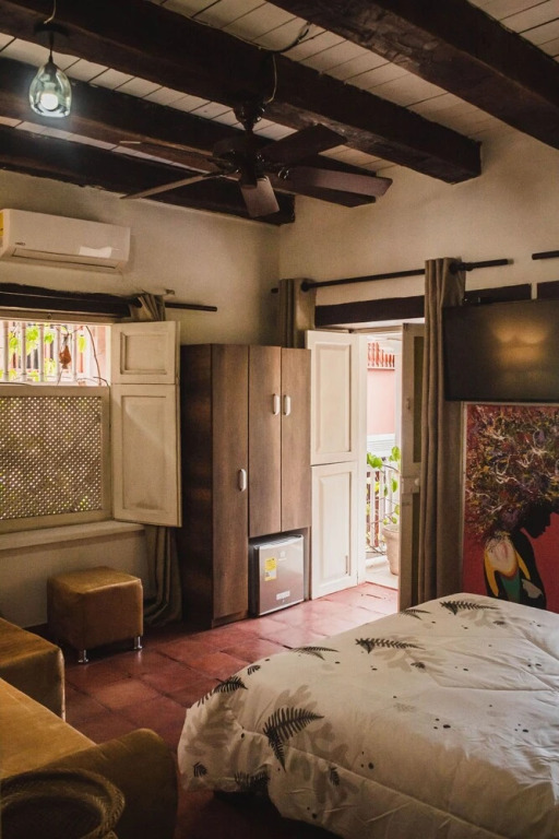 Sd-1 Room With Balcony In The Old City Air Conditioning And Wifi