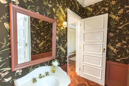 LovelyStay - Campo Pequeno Charming Apartment