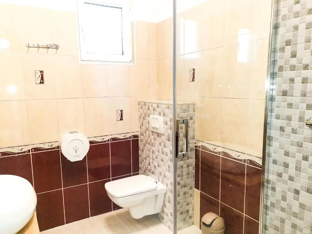 Villa Okruk-10 meters away from the beach