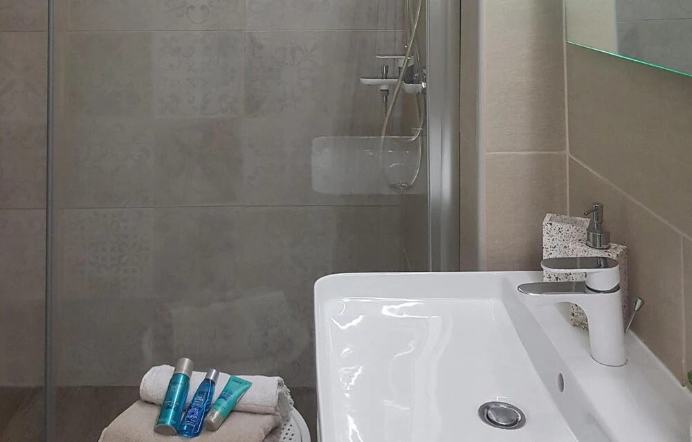 Nice Home in Pag With 2 Bedrooms, Wifi and Private Swimming Pool