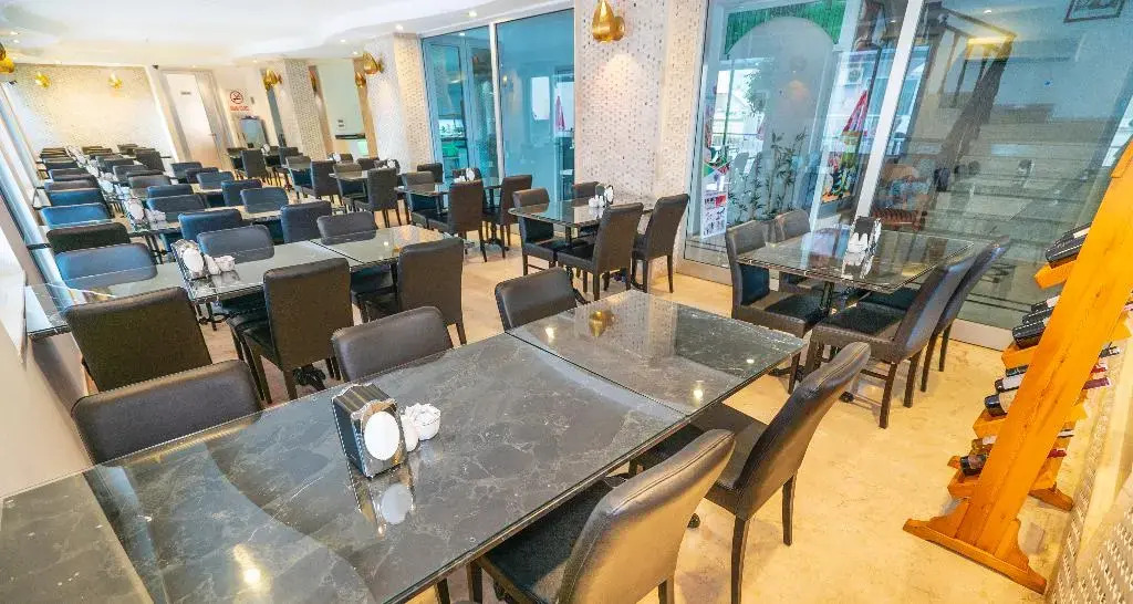 Kleopatra Celine Hotel