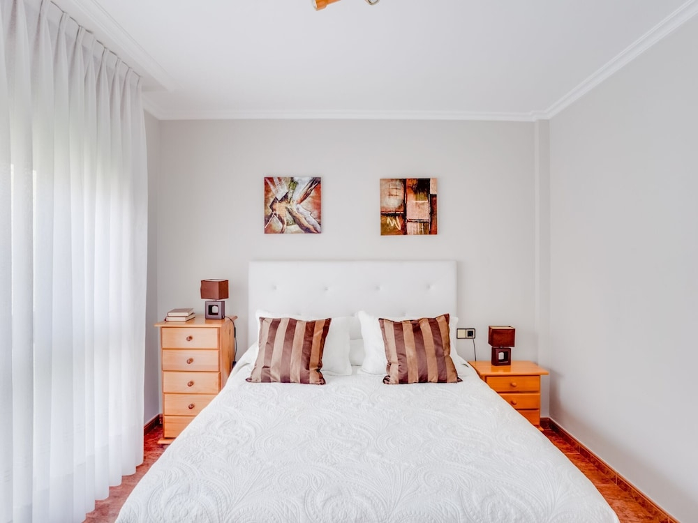 Elegant Apartment in Llanes near Sea