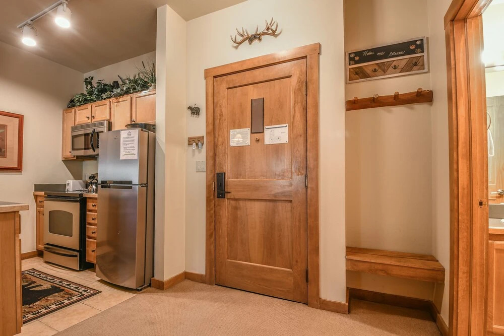 Arapahoe Lodge by Summit County Mountain Retreats