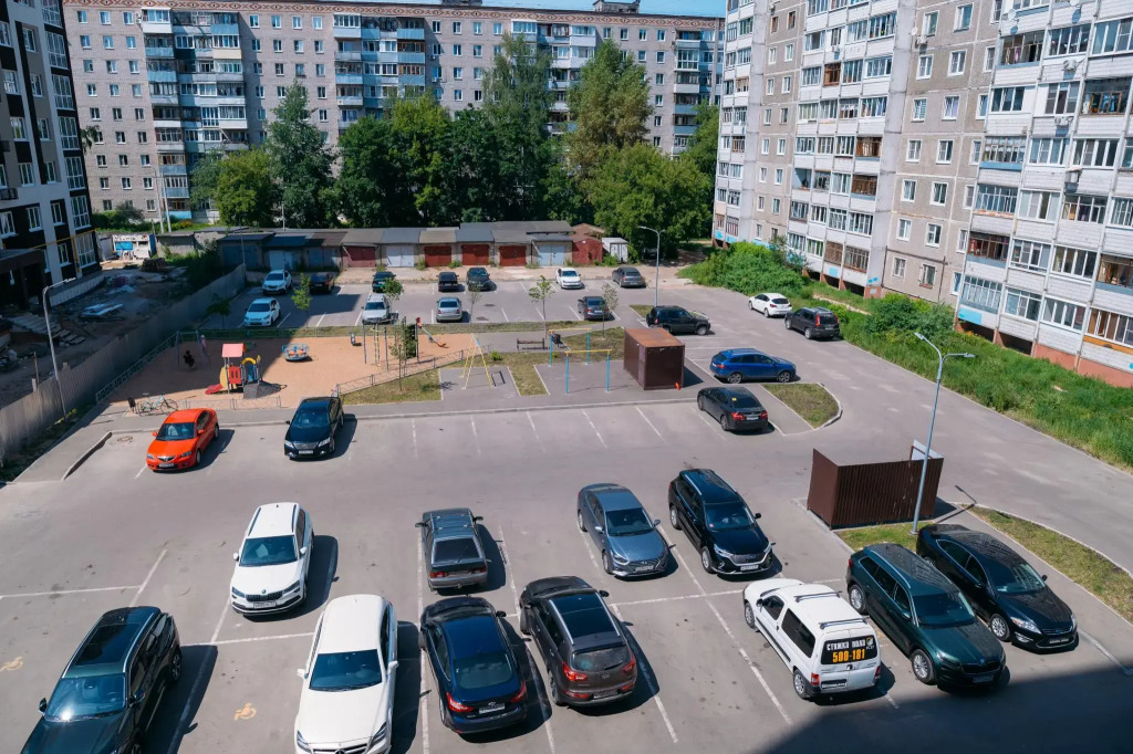 Апартаменты на улице Летчика Захарова 16