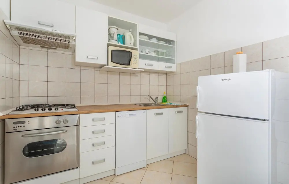 Amazing Home in Krk With Wifi and 2 Bedrooms