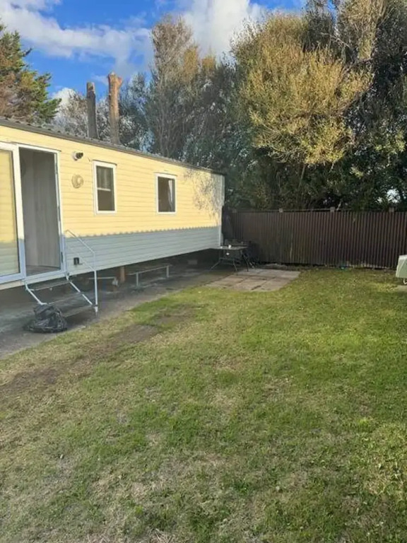 Caravan Emma 2 Bed Robin Hood