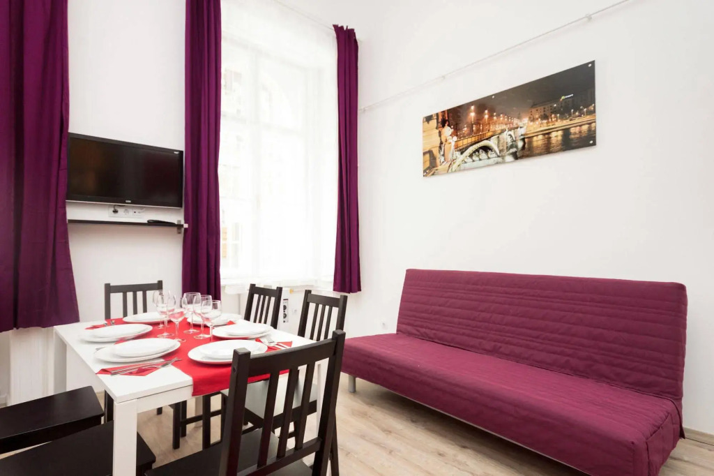 Grand Boulevard Apartments