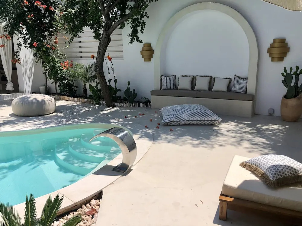 Byblos Aria-The Sea Side Luxury Villa