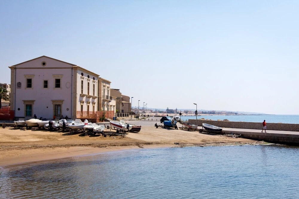 Holiday home 60 meters from the sea