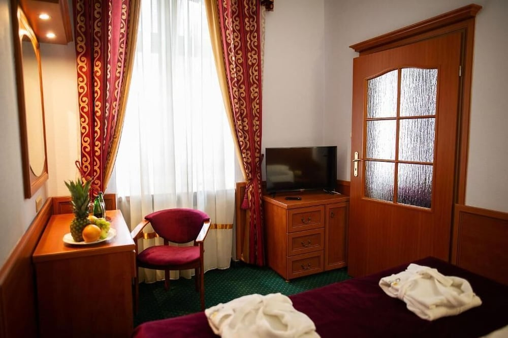 Pietrak Hotel