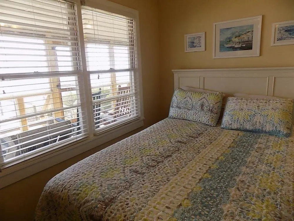 Julies Joy - 4 Br Home