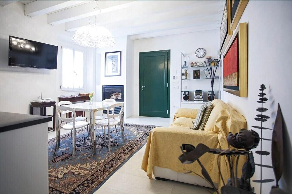 B&B Red Wine Country House