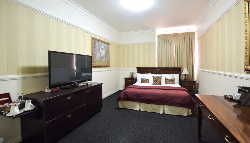 Redearth Boutique Hotel