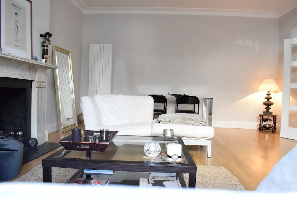 Modern 2 Bedroom Home in Chelsea