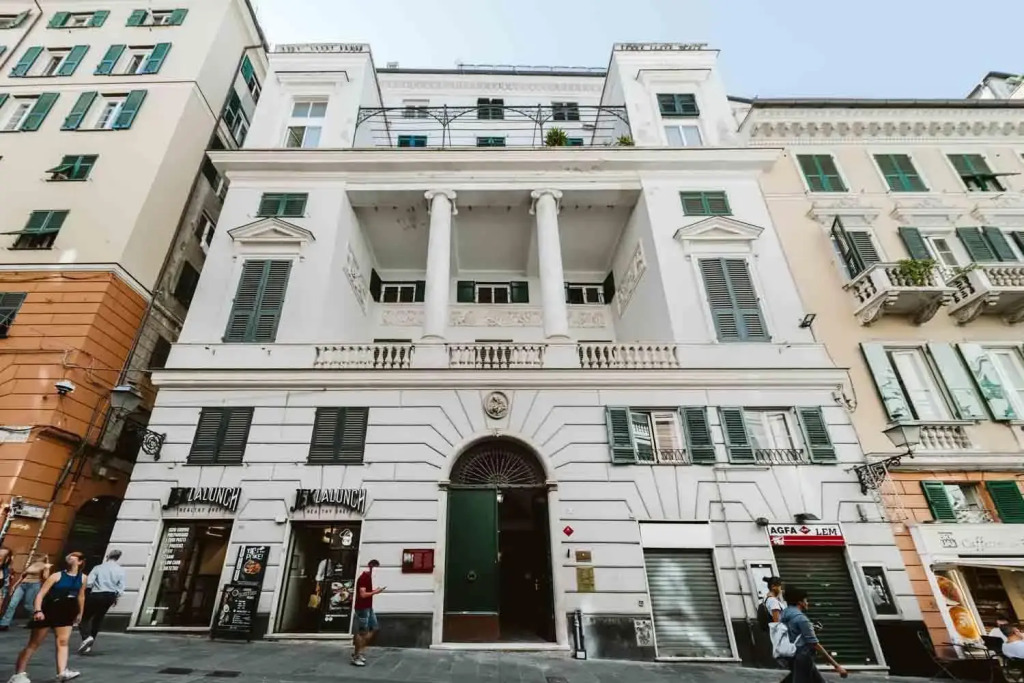 New Apartament in historical Genoa center