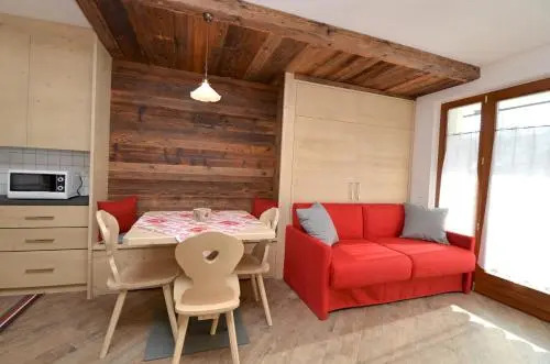 Aurturist Appartement 108