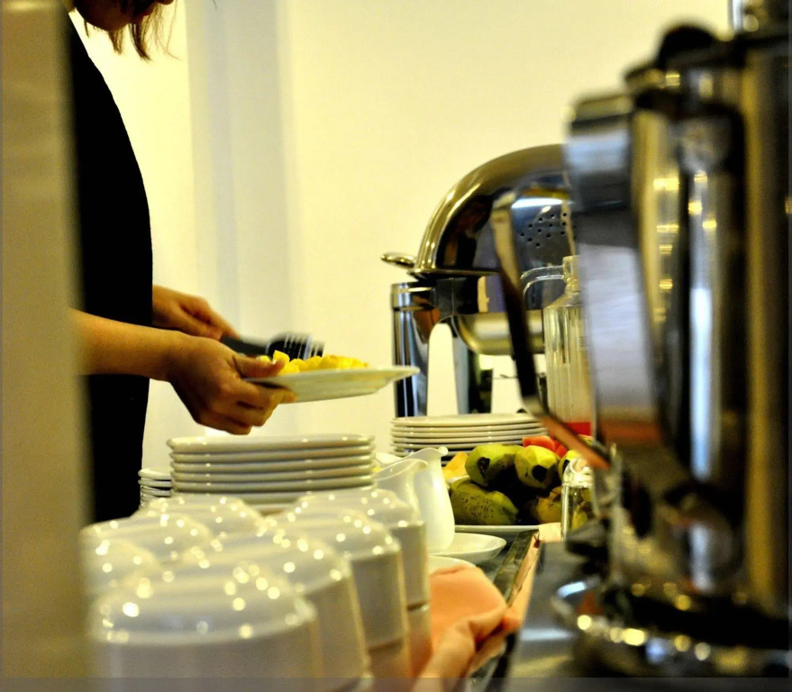 Ping Hotel