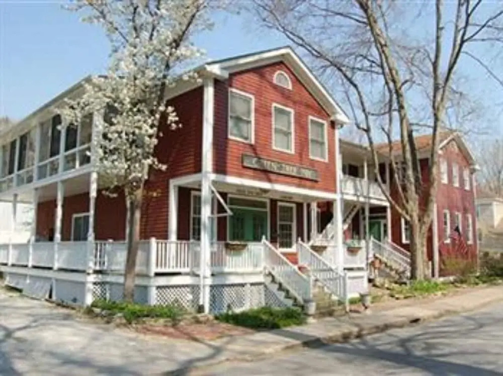 Green Tree Inn