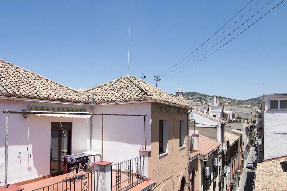 Chezmoihomes Granada Central Penthouse