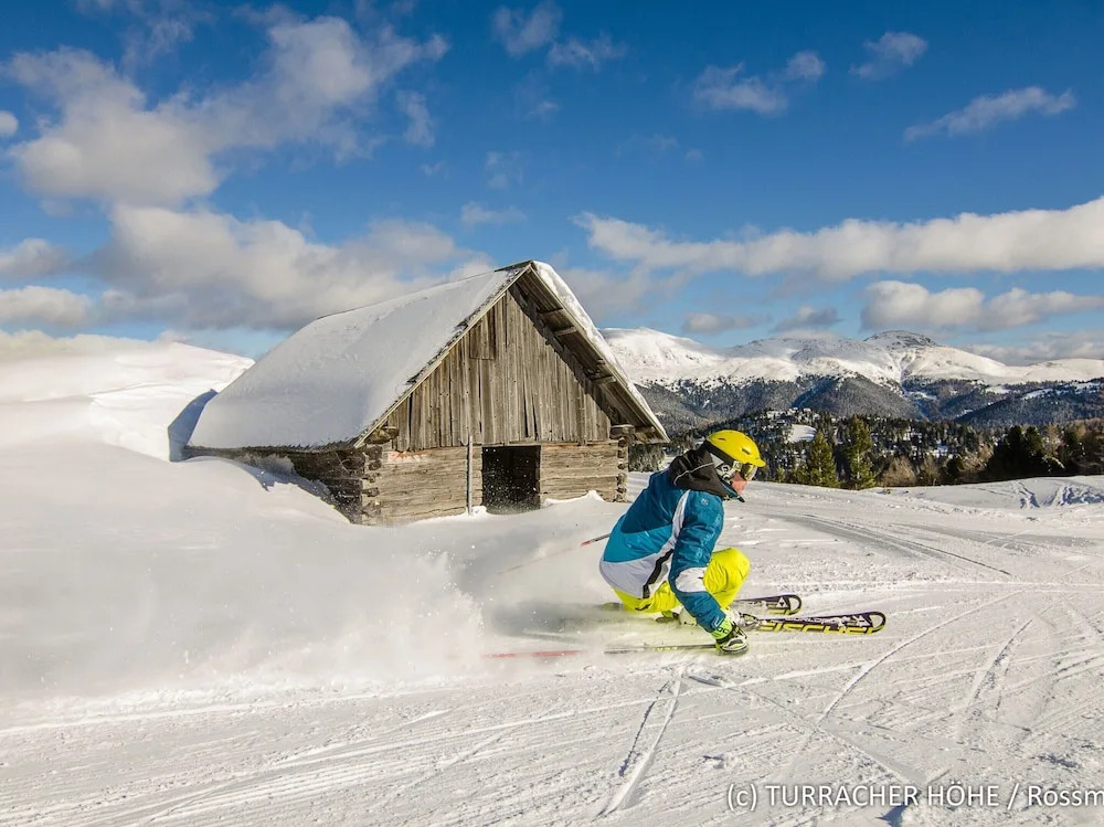 Natural Chalet With Whirlpool