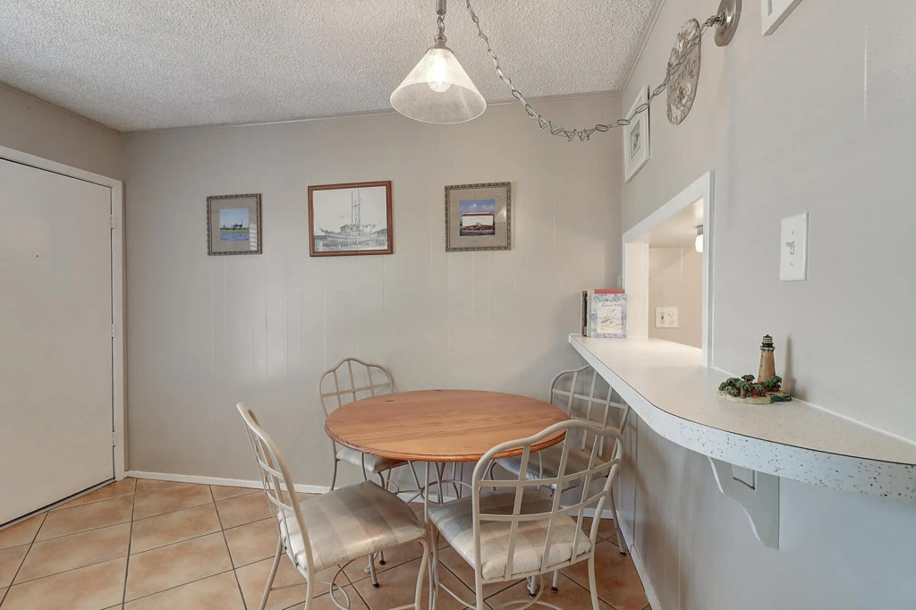 Mustang Bungalow 4MI