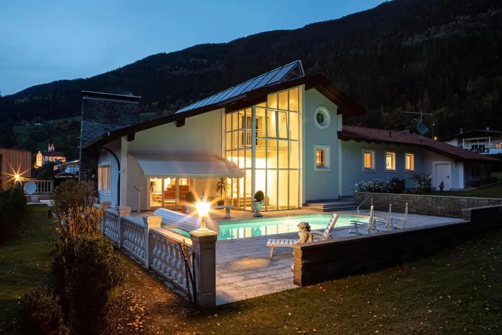 Villa 10