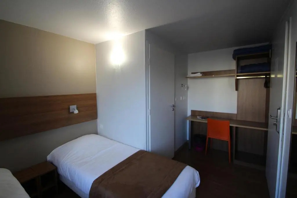 Fasthotel Tours Sud