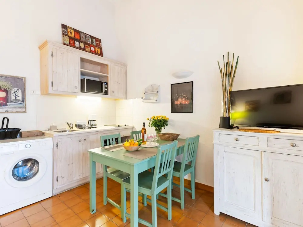 Boutique Holiday Home in Sanary-sur-mer With Terrace