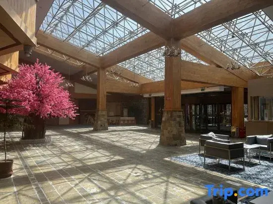 Changbaishan Jiayuan Hotel
