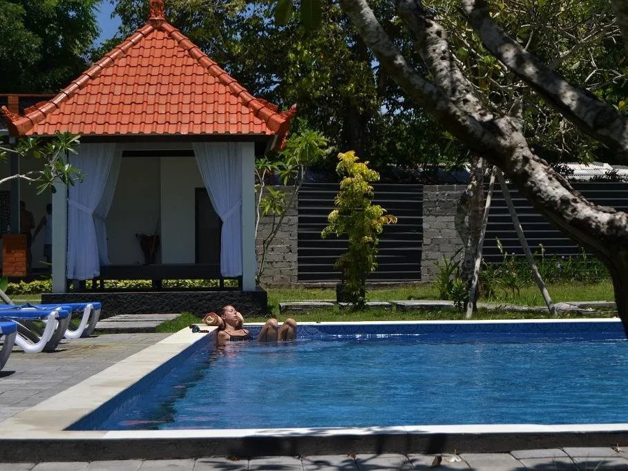 DMell Bali