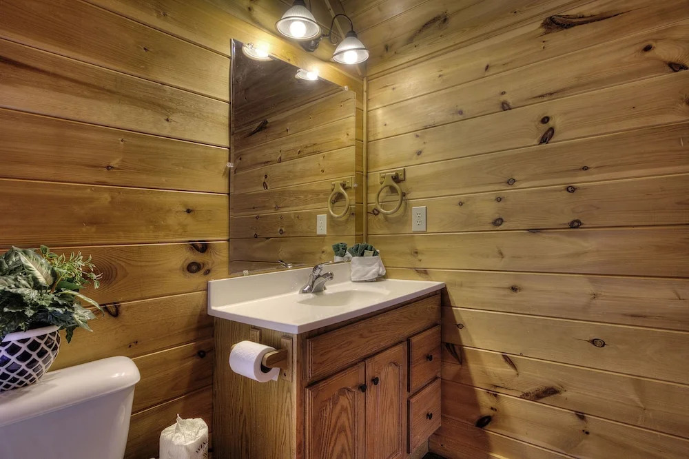 Nestled Inn #214