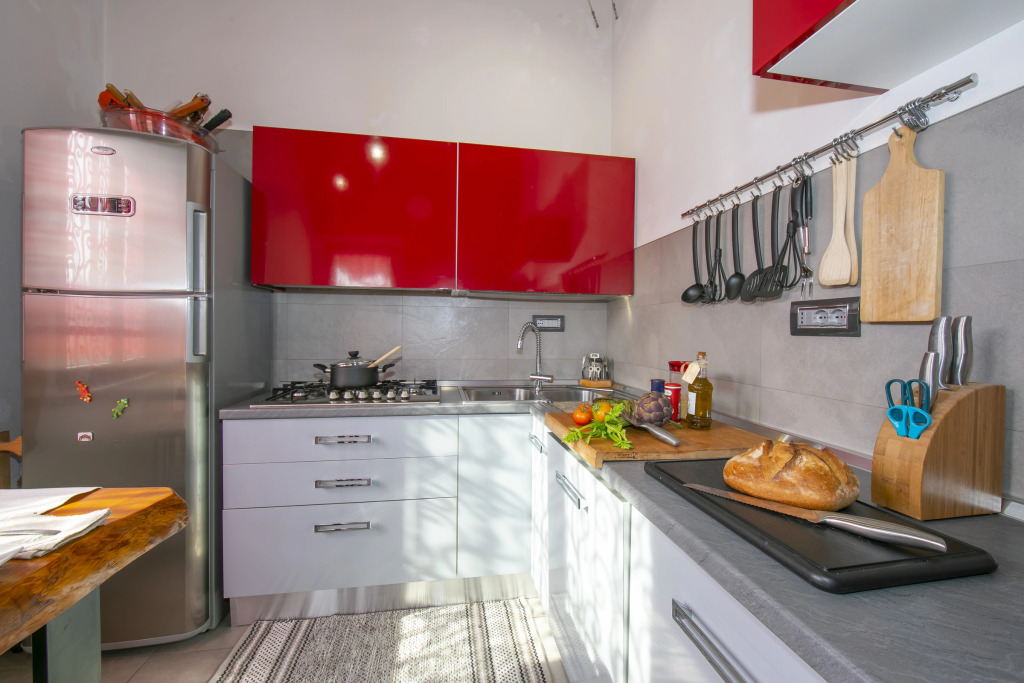 Villa Laura Private Pool and Garden near Lake Maggiore for 9 - Happy Rentals