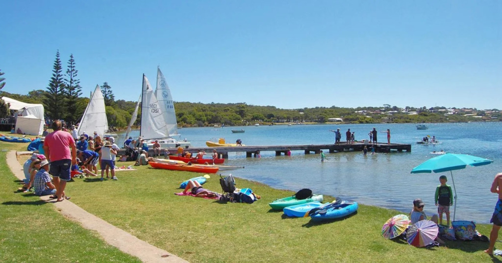 Riverscape Cottages