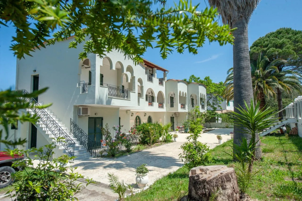 Vassilis Paradise Garden Aparthotel