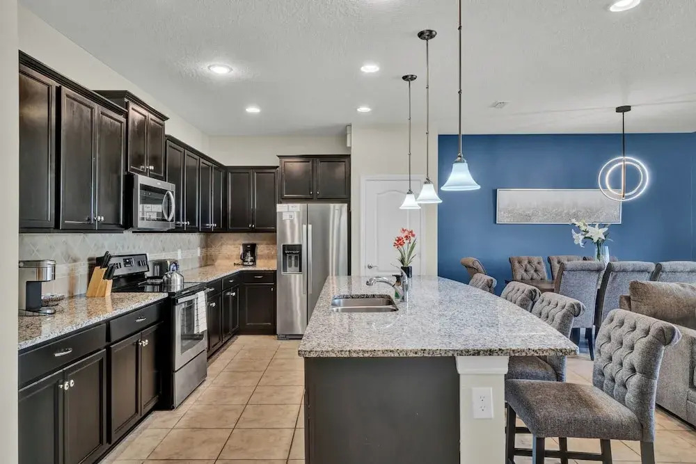 8814 Geneve CT, Kissimmee, 4 BED