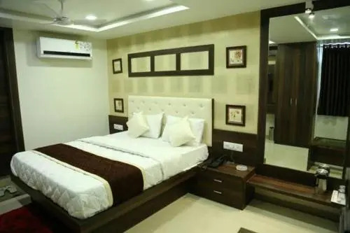 Hotel Gitanjali Inn - By Bizzgrow Hotels