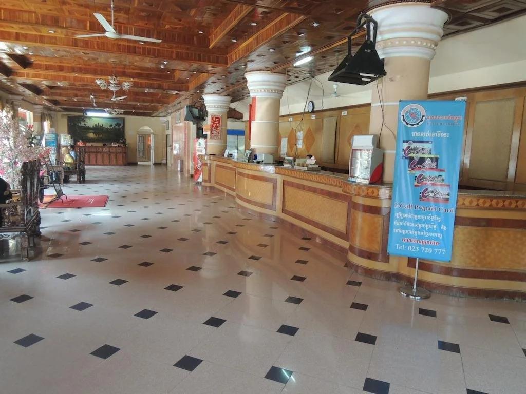 M H Hotel