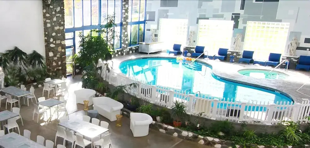 Melour Resort