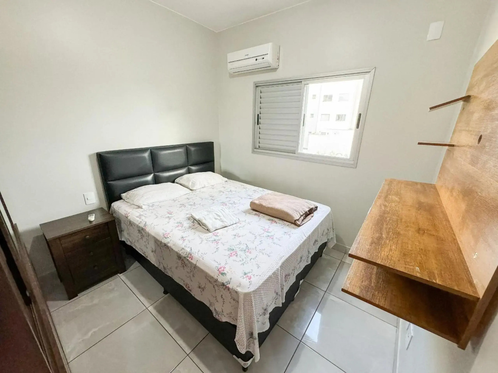207- APARTAMENTO de 2 QUARTOS para até 5 HÓSPEDES