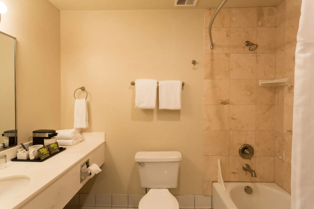 Seagrass Oceanfront Inn