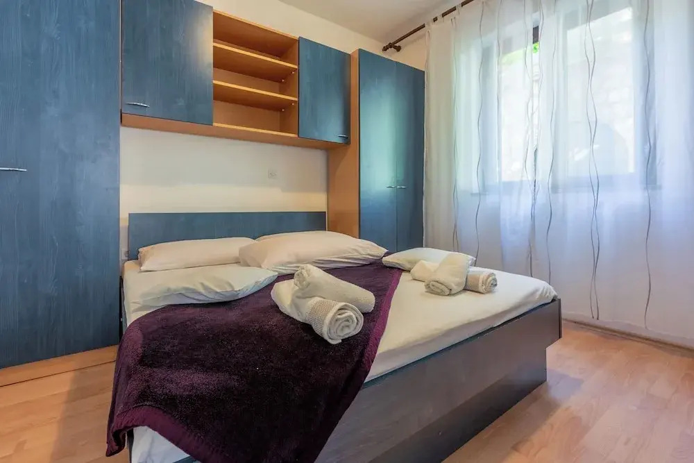 Apartments and Room Ruzica