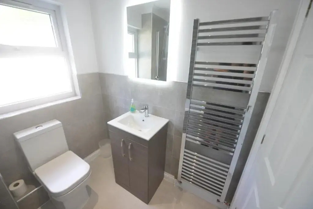 TorquayTownhouse with Hot Tub 200m from Beach