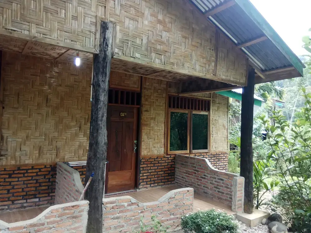 Tangkahan Inn