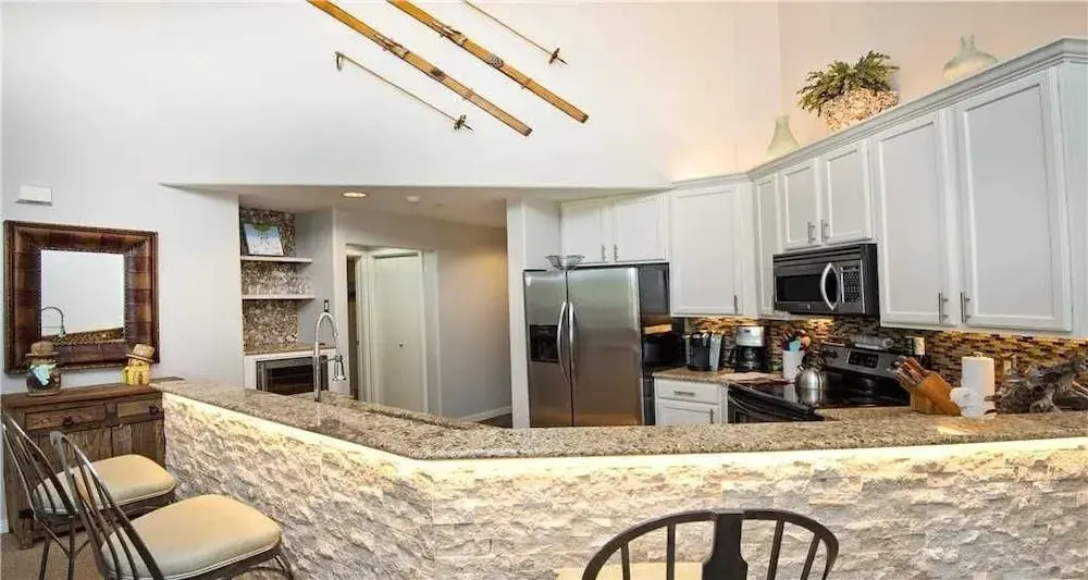 380 E. Hurd Lane 2 Bedrooms 2 Bathrooms Townhouse