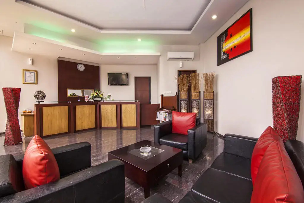 Rizen Premiere Hotel