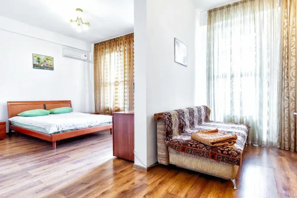 423 Apartamenty v tsentre Otlichno podhodjat dlja komandirovannyh i turistov